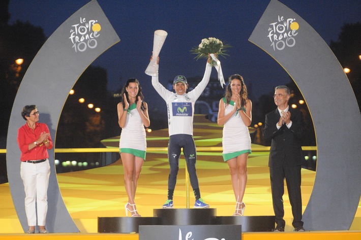 Christopher Froome gewinnt Tour - SKODA gratuliert (BILD)