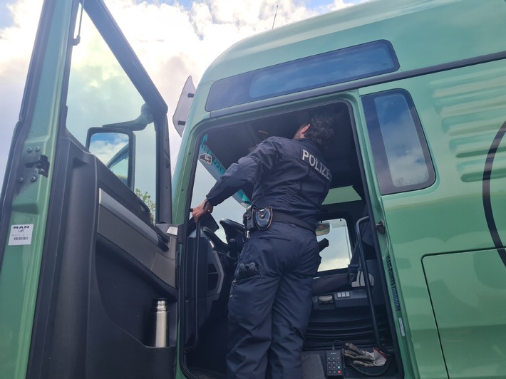 POL-GOE: Geschwindigkeit und Fahrtüchtigkeit im Straßenverkehr: Polizeidirektion Göttingen beteiligt sich an länderübergreifender Verkehrssicherheitsaktion "sicher.mobil.leben"