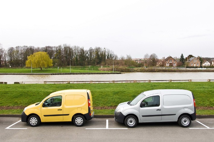 La nouvelle gamme Renault Kangoo Express: des vehicules utilitaires vraiment &quot;particuliers&quot;
