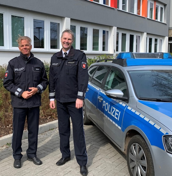 POL-LG: Wechsel an der Spitze der Polizei im Landkreis Celle - Polizeioberrat Frank Freienberg tritt die Nachfolge des Polizeidirektors Eckart Pfeiffer an