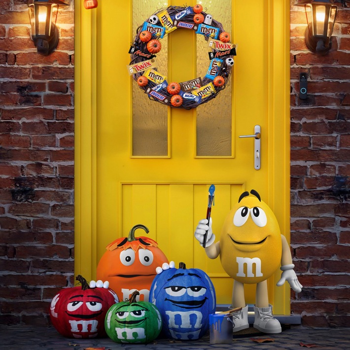 Die Mars Wrigley Halloween Snacking Agenda 2025 / Umfrage zeigt: (German) Halloween beliebt mit Kürbissen, Haustür-Deko, Kostümen, Gruselfilmen und Snack-Klassikern