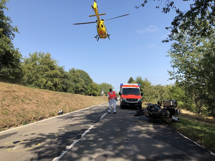 POL-PDPS: Verkehrsunfall mit zwei Scherverletzten