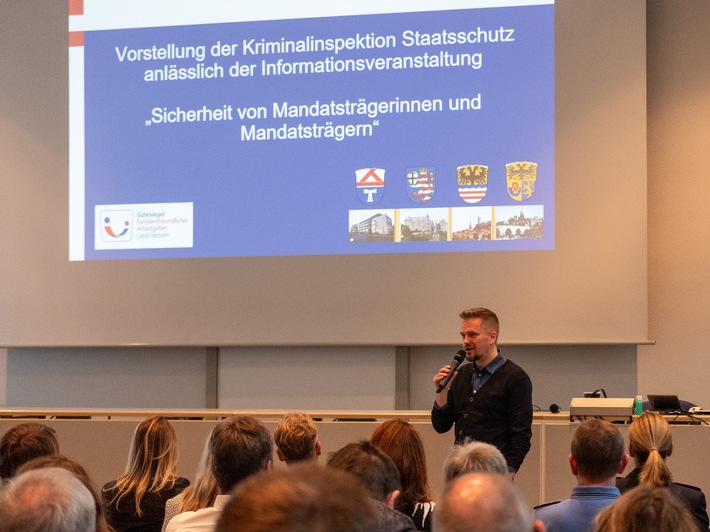 POL-LDK: Veranstaltung &quot;Sicherheit von Mandatsträgerinnen und Mandatsträgern&quot; im Polizeipräsidium Mittelhessen