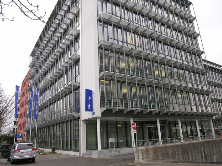 Kanton Zürich mietet ehemaliges Allianz-Gebäude in Zürich-Altstetten (BILD)