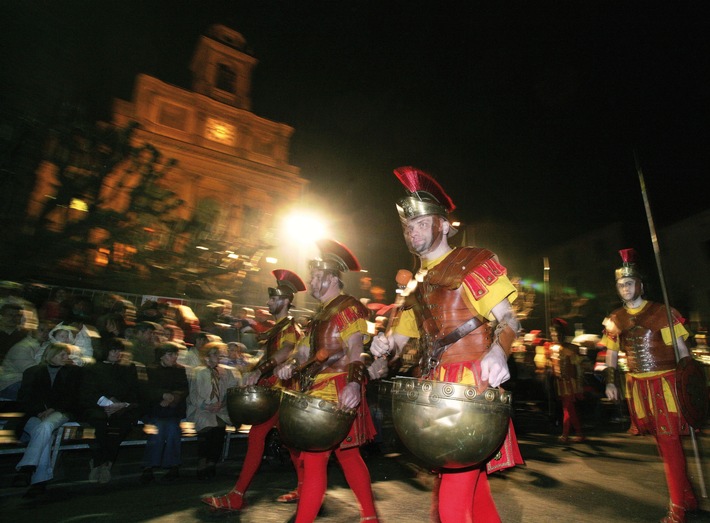 Ostern im Tessin: Lebendige Traditionen und Bräuche (BILD/DOKUMENT)