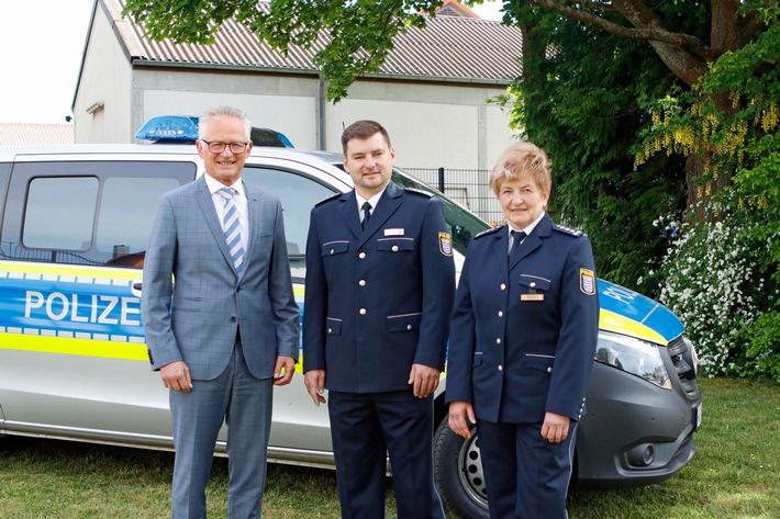 POL-OH: Jeder Abschied ist ein neuer Anfang: Führungswechsel bei der Polizei Hünfeld - Janßen geht, Wehner kommt