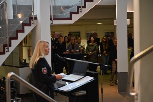 POL-GOE: Polizeidirektion Göttingen zeigt Wanderausstellung "Was ich anhatte" zum Thema sexualisierte Gewalt vom 24. bis zum 28. November in der Stadthalle Northeim