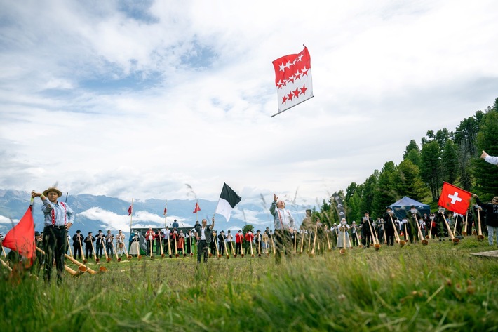 Internationales Alphornfestival Nendaz: Hochstehender Wettbewerb für die Bläserinnen und Bläser und Volksfest fürs Publikum