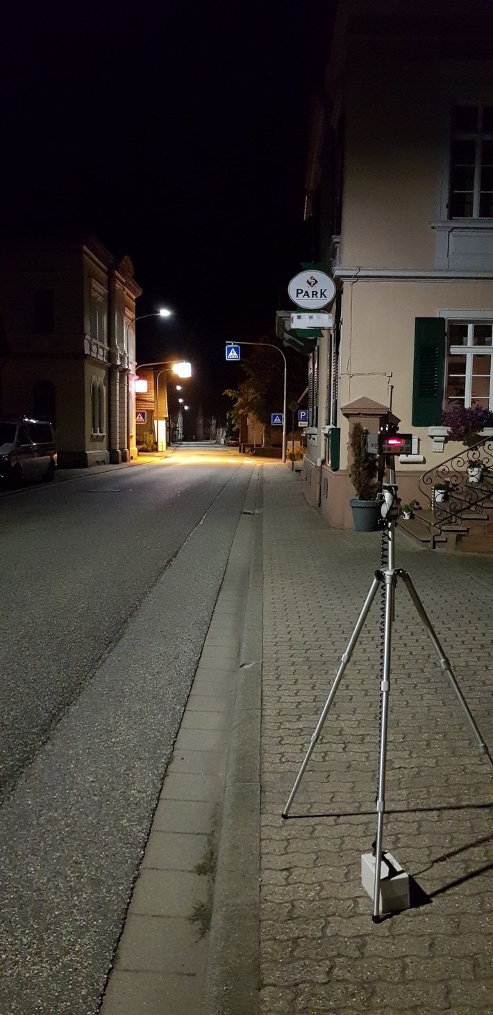POL-PDPS: Nächtliche Geschwindigkeitsmessungen in Hinterweidenthal / Bundenthal