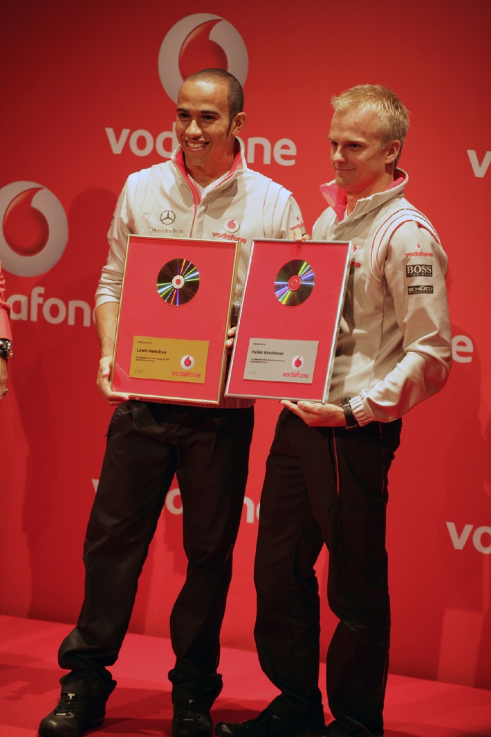 Motorsport meets Music: Vodafone Music Memory mit Lewis Hamilton und Heikki Kovalainen