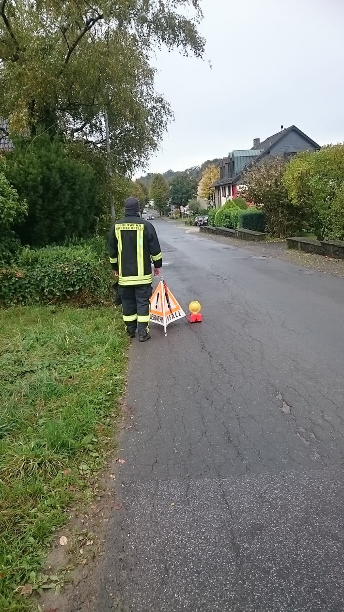 FW-EN: 3 Einsätze beschäftigen Feuerwehr Breckerfeld