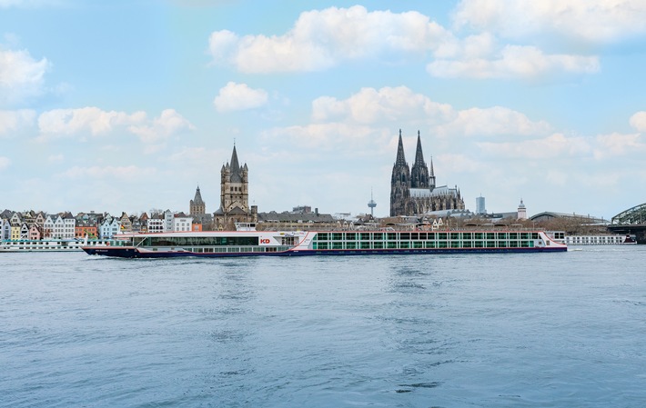 Neue Eventkreuzfahrten auf dem Rhein ab April / KD präsentiert neues Premium-Hotelschiff