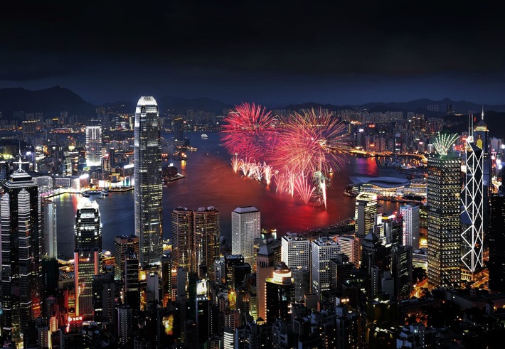 Iconic Hong Kong_Skyline_Fireworks © Hong Kong Tourism Board.jpg