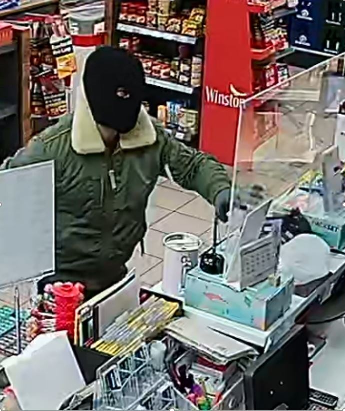 POL-ESW: "Öffentlichkeitsfahndung" nach unbekanntem Tankstellenräuber; Polizei bittet um Hinweise
