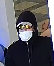 POL-MS: Öffentlichkeitsfahndung: Polizei sucht Tatverdächtigen nach Raub auf Bankfiliale mit Fotos