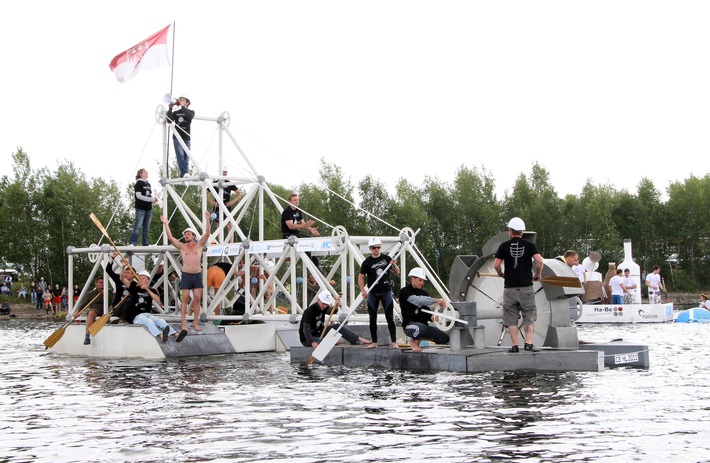 Betonkanu-Regatta am 22. Juni in Nürnberg (BILD)