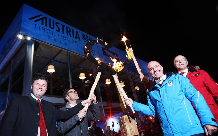 Das Herz der Tiroler Gastfreundschaft brennt in Sotschi: Austria Tirol House feierlich eröffnet - BILD