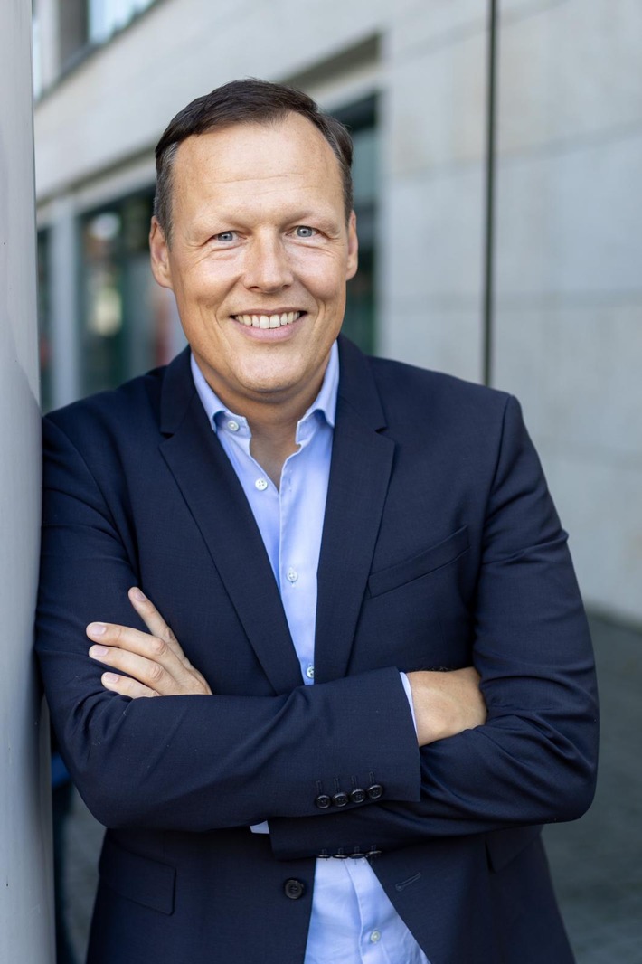 Frank Hassler wird neuer Chief Sales Officer (CSO) der NEW WORK SE