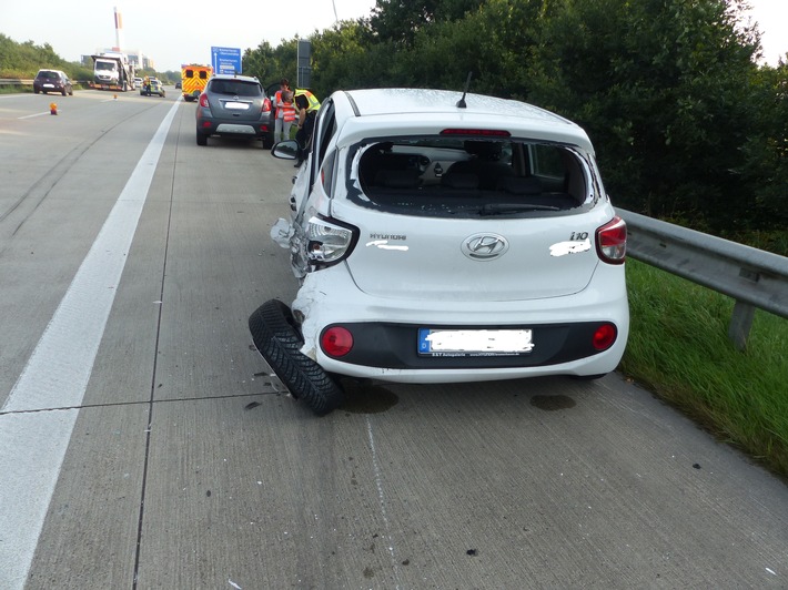 POL-CUX: Verkehrsunfall auf der BAB 27