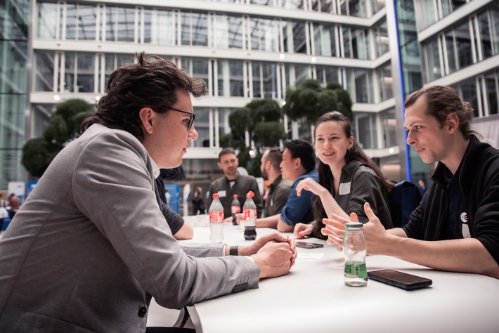 VDI Young Engineers starten Coaching Programm für junge Ingenieurinnen und Ingenieure