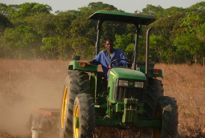 FAO-Analyse: Mechanisierung in Afrika - Chance für nachhaltige Tranformation