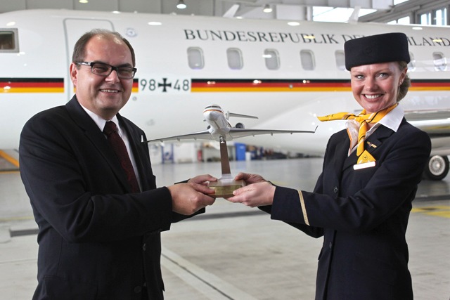 Luftwaffe übernimmt das erste Mittelstreckenflugzeug Global 5000 (mit Bild)