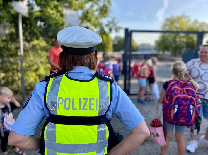 POL-HAM: Vorsicht im Straßenverkehr: Diese Woche ist Schulstart!