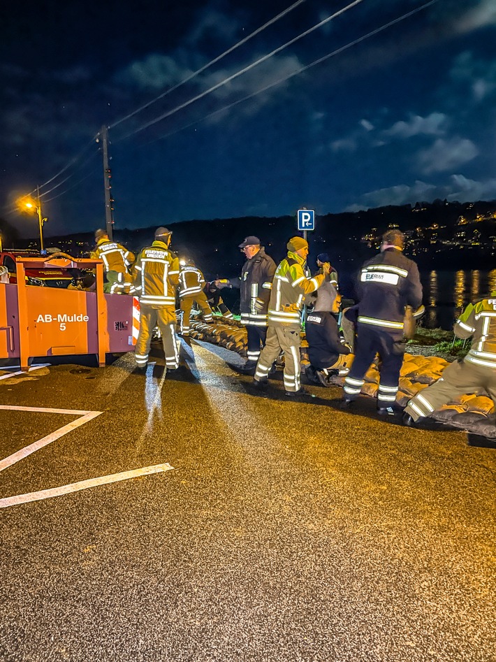 FW Dresden: Informationen zum Einsatzgeschehen der Feuerwehr Dresden an den Weihnachtstagen 2023