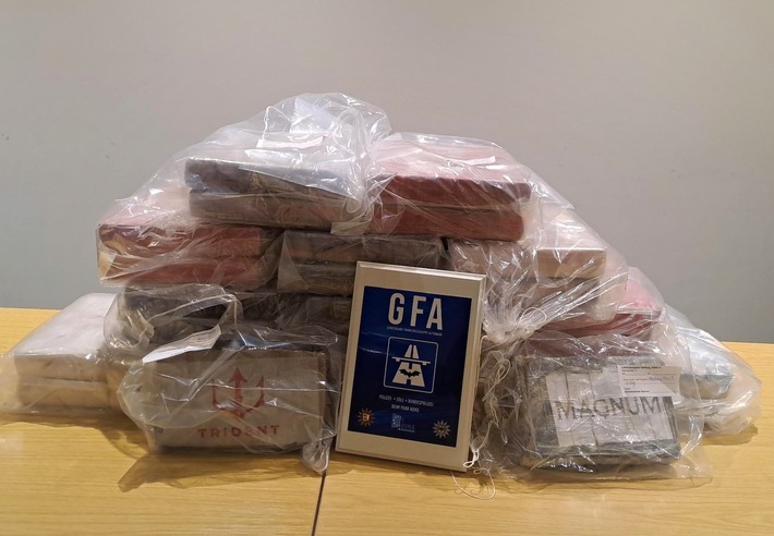 HZA-KI: 58 Kilogramm Kokain sichergestellt / Zoll, Landespolizei und Bundespolizei gemeinsam erfolgreich