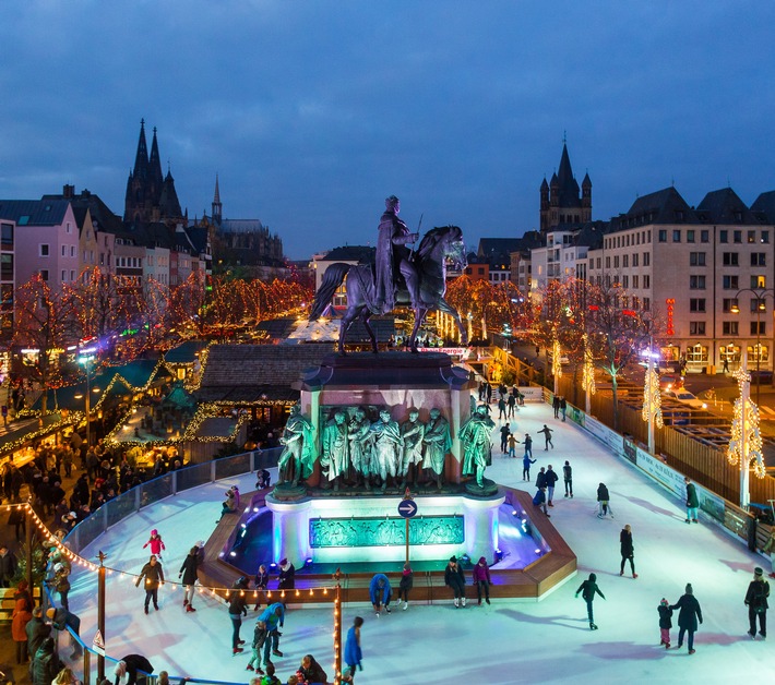 Heinzels Wintermärchen / Weihnachtsparadies in der Kölner Altstadt präsentiert die wohl schönste Eisbahn Deutschlands unter freiem Himmel mit spektakulärem Programm bis zum 7. Januar
