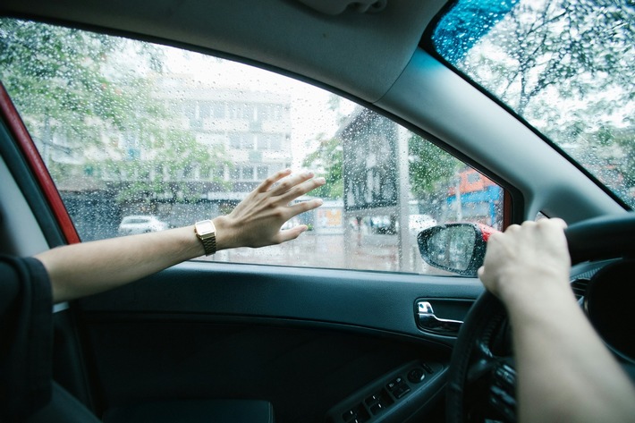 Hagelschaden am Auto: Reparieren oder direkt verkaufen?