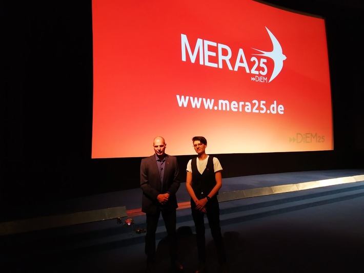 DiEM25 gründet Bundespartei MERA25