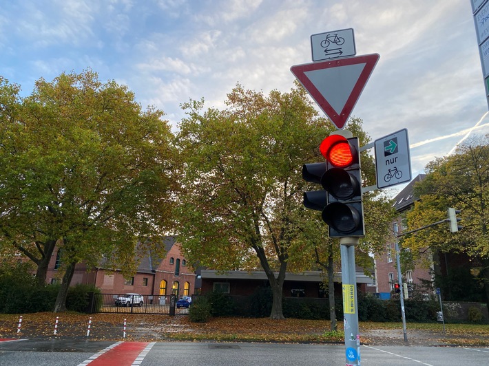 POL-H: Polizei Hannover führt "Gelbe-Karte-Aktion" für Radfahrende durch