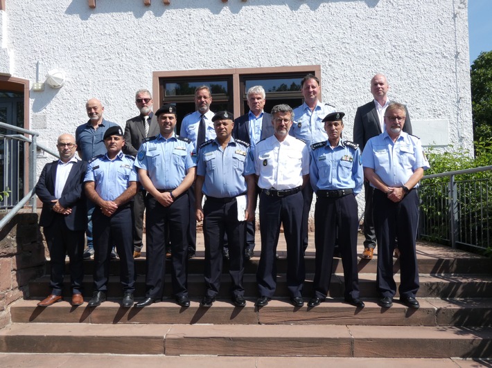 POL-HfPolBW: Delegation der palästinensischen Polizeischule zu Besuch in Wertheim
