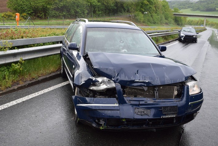 POL-PDKL: A62/Kusel, Ein Leichtverletzter nach Auffahrunfall