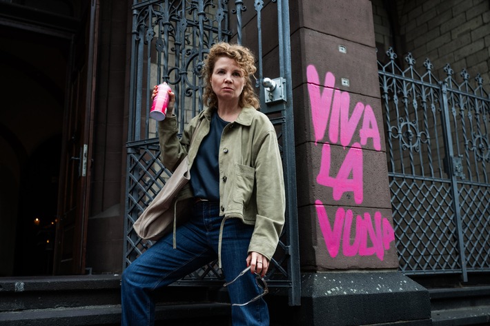 Annette Friers neue Comedy-Serie "Frier und Fünfzig - Am Ende meiner Tage" startet am Montag, 10. November, auf Joyn