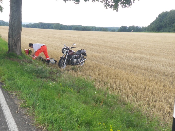 POL-DN: Kein guter Tag für Zweiradfahrer - Helm auf!