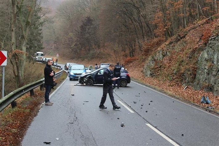 POL-PDKO: Pressebericht der PI Lahnstein für das Wochenende 30.11.18 - 02.12.18