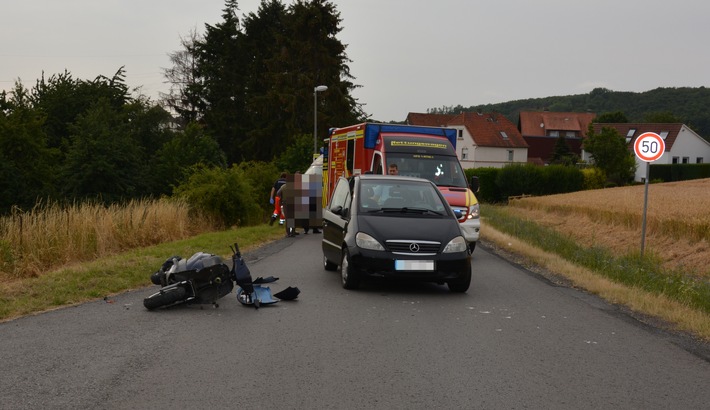 POL-HF: Unfall mit Personenschaden - 
Rollerfahrer verursacht Zusammenstoß - 
Verdacht des Fahrens ohne Fahrerlaubnis