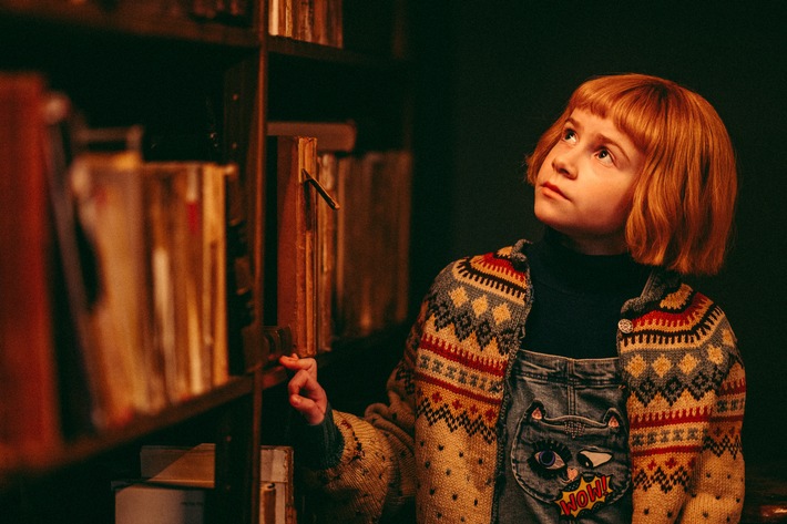 "Nelly Rapp": Grusel-Doppel-Premiere im November bei KiKA / Zwei neue Fantasy-Filme rund um Abenteuer, Geheimnisse und verborgene Welten