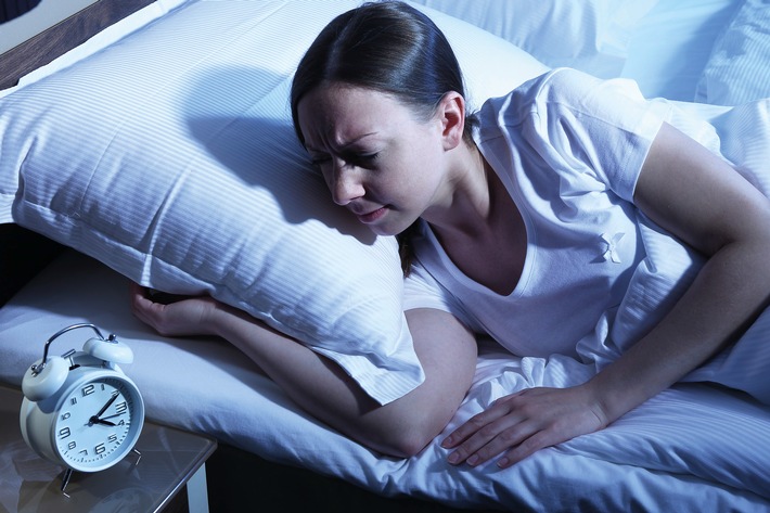 Schlafstörungen / Pflanzliche Schlafhilfe bei Coronasomnie