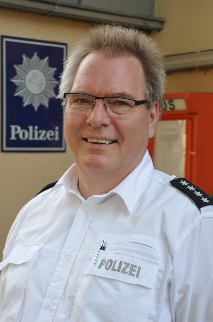 POL-LG: ++ &quot;ein Ebstorfer für Ebstorf!&quot; - Kriminalhauptkommissar Bernd Katenkamp neuer Leiter der Polizeistation Ebstorf ++