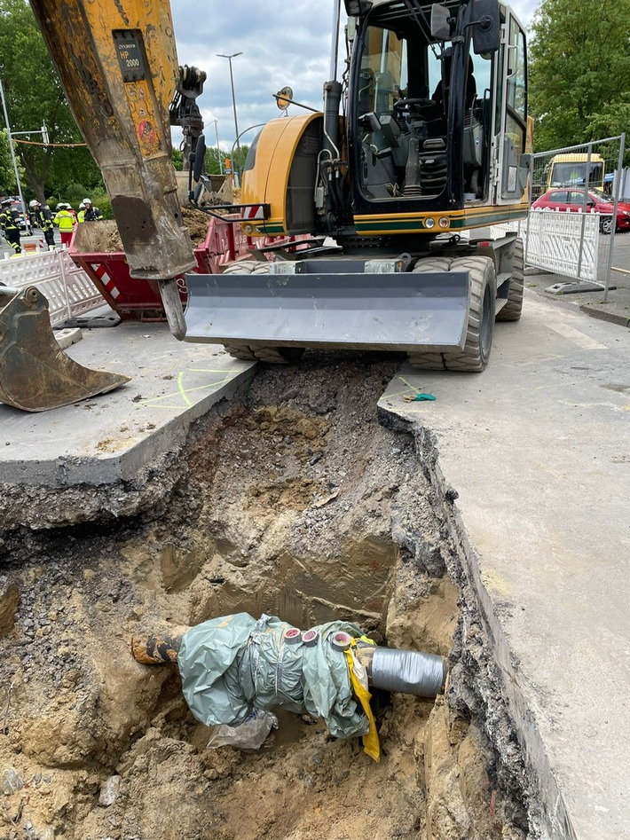 FW-DO: 07.06.2022 - Gasaustritt im Dortmunder Süden