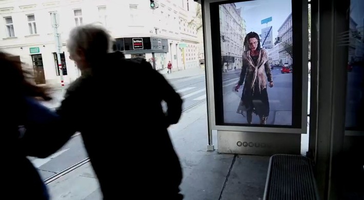 Zombie-Attacke auf Wiener Straßenbahn: Sky und Fox stimmen mit Happening auf Staffel 5 von "The Walking Dead" ein (FOTO)