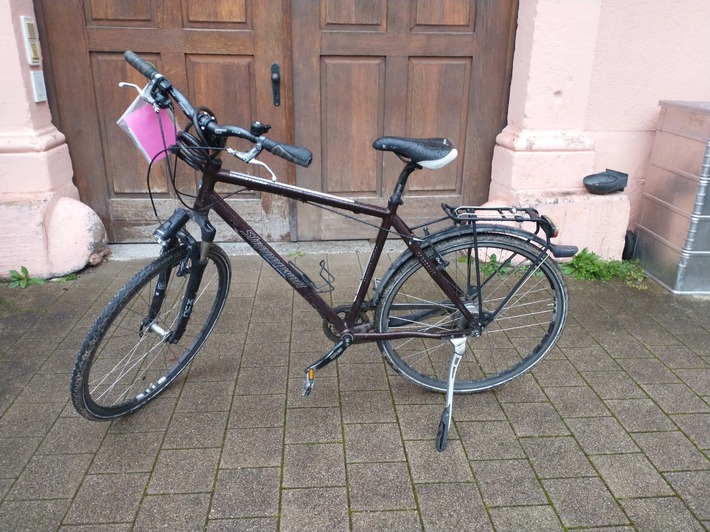 POL-OG: Offenburg, Zell-Weierbach - Mutmaßlicher Fahrraddieb in Falle getappt - Eigentümer gesucht