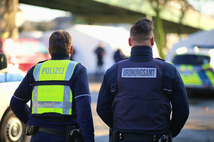POL-DU: Hochfeld: Sicherheit im Straßenverkehr - Fünf Autofahrer unter Drogeneinfluss bei Großkontrolle gestoppt