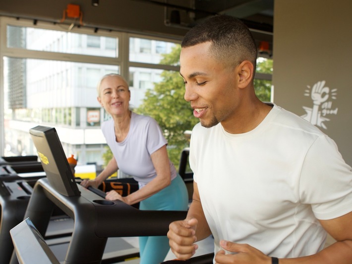 Fitnessanbieter FitX eröffnet modernes Studio im „Neue Mühle“-Center in Unna