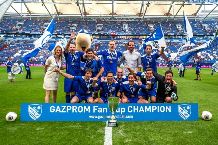 GAZPROM Fan Cup: Packendes Finale im Vorfeld des Raúl Abschiedsspiels auf Schalke (BILD)