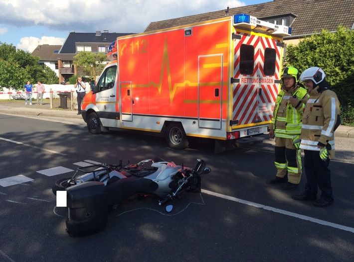 FW-Stolberg: Motorradfahrerin bei Unfall schwer verletzt