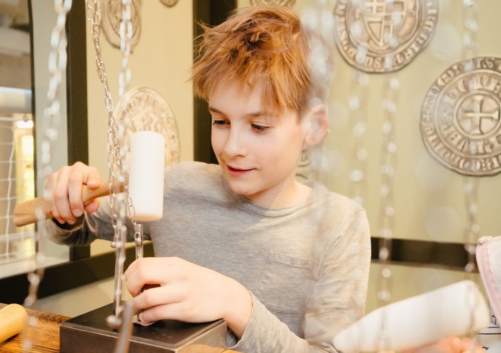 Mit der Zeitmaschine aus dem Mittelalter in die digitale Welt